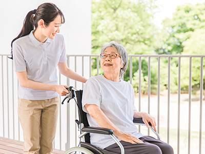 スタッフ募集中